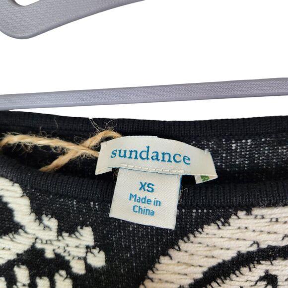 SUNDANCE Sweater Womens XS Black Cream Floral 3D Textured Dolman Sleeve Pullover - Picture 6 of 7